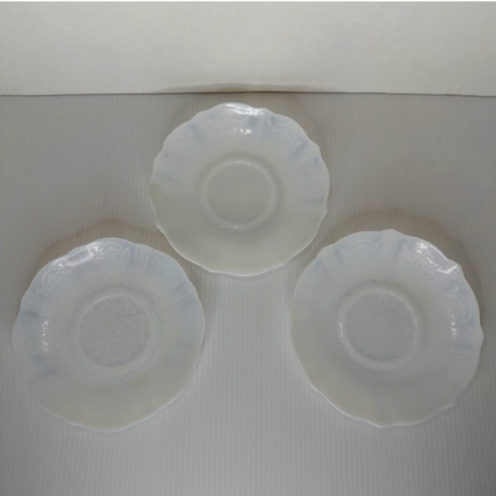 Vtg 3 Elegant American Sweetheart Monax White Opalescent Glass 6" Tea Saucers